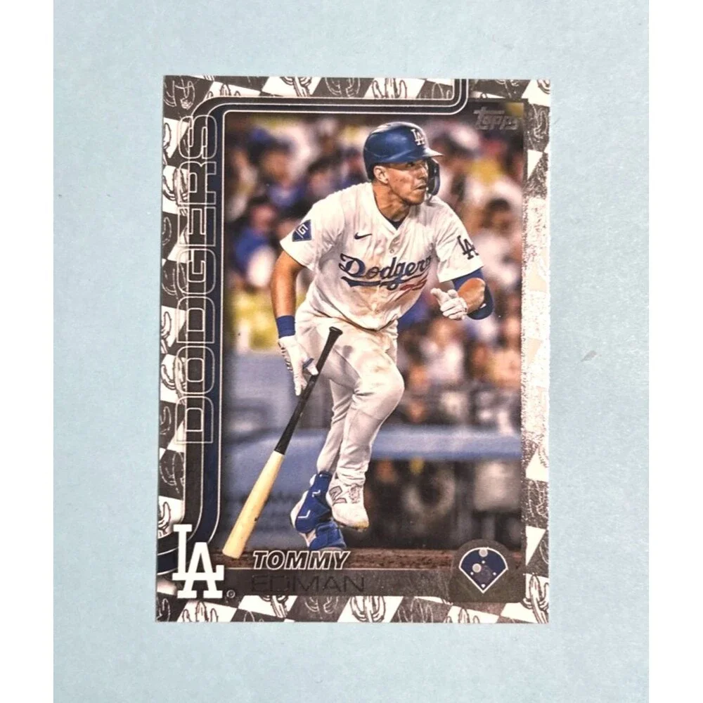 2025 Topps Series 1 ,Tommy Edman Spring Training Foil  Los Angeles Dodgers #214